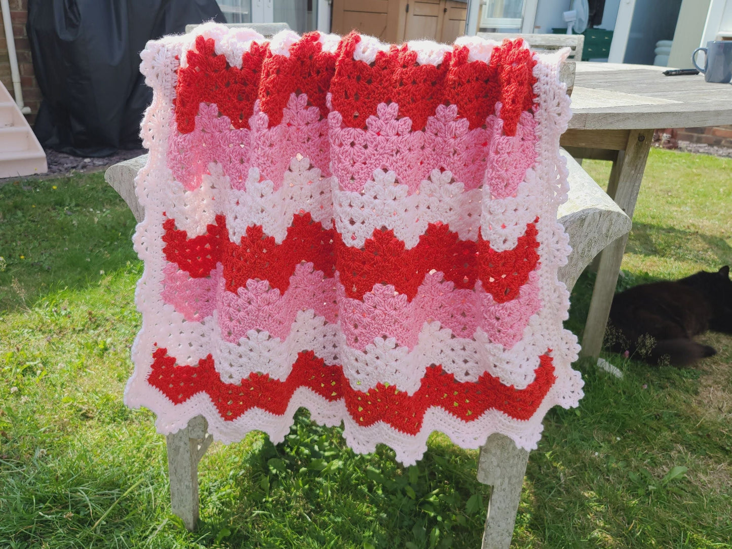 Strawberry Ripple Baby Blanket Lapghan Crochet Pattern | Chevron Blanket Baby Shower Gift Granny Wave Summer Blanket Baby Gift Birthday Gift