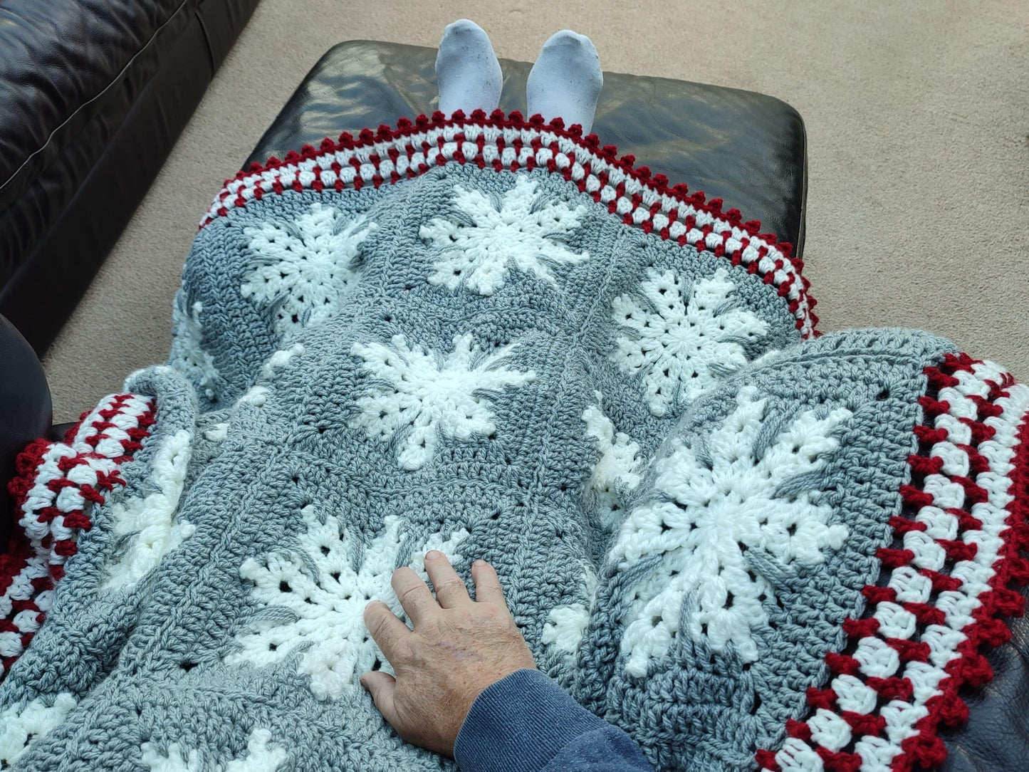 Winter Snowflake Afghan Blanket Lapghan Crochet Pattern | Snowflake Blanket Baby Shower Gift Granny Square Blanket Baby Gift Birthday Gift