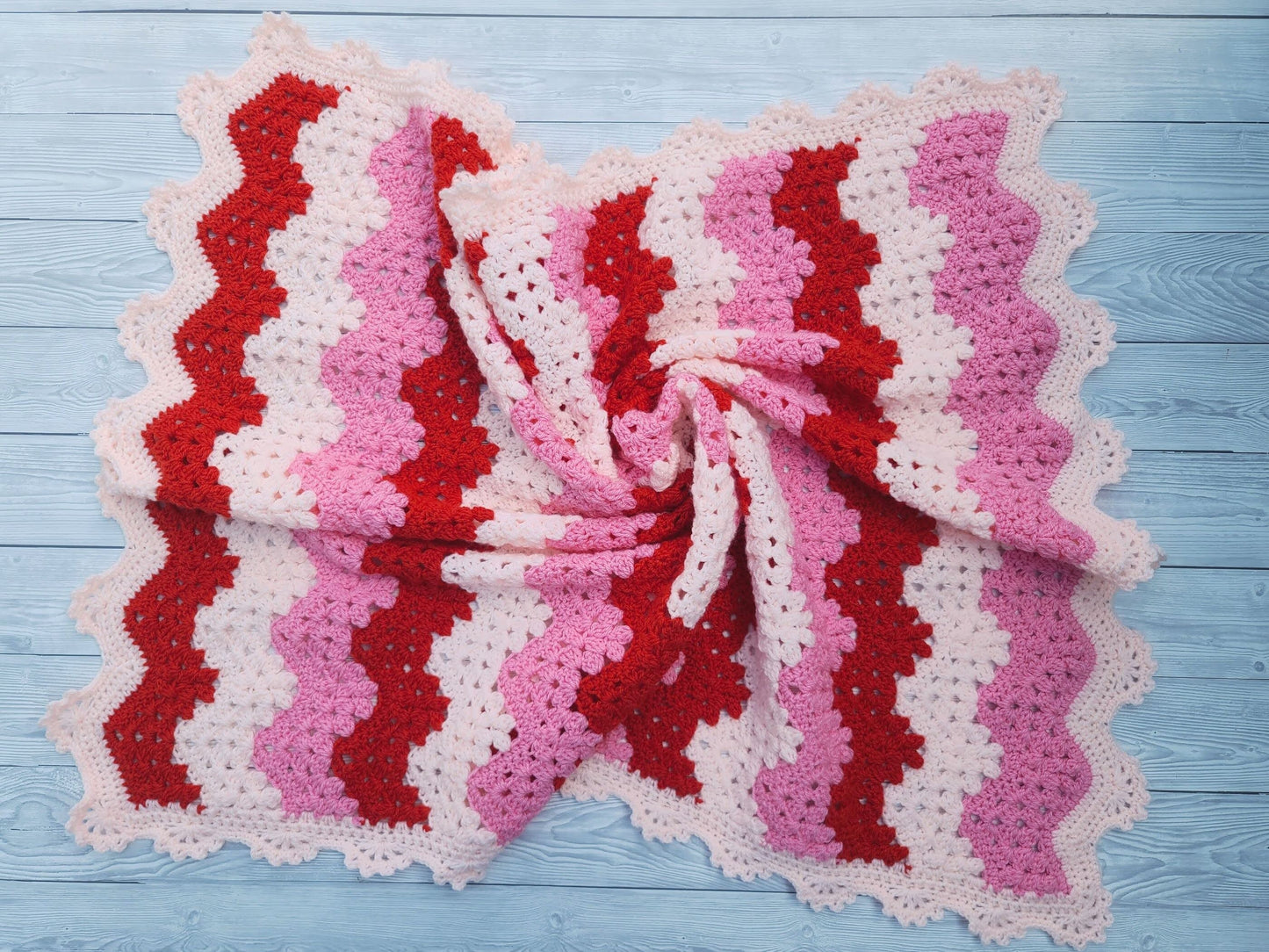 Strawberry Ripple Baby Blanket Lapghan Crochet Pattern | Chevron Blanket Baby Shower Gift Granny Wave Summer Blanket Baby Gift Birthday Gift