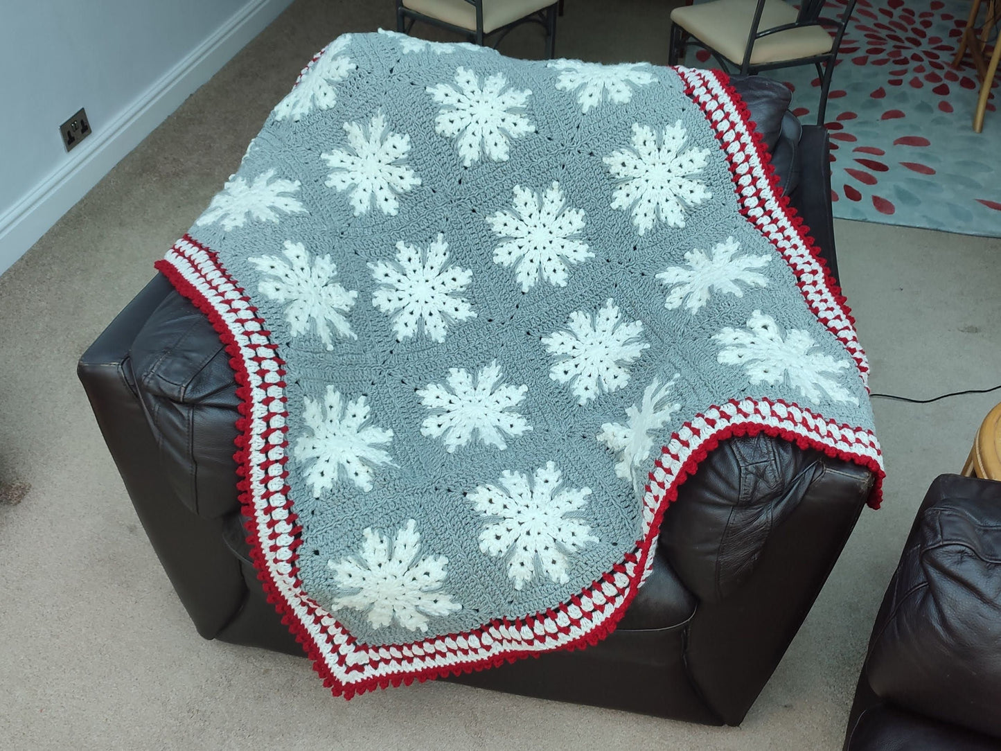 Winter Snowflake Afghan Blanket Lapghan Crochet Pattern | Snowflake Blanket Baby Shower Gift Granny Square Blanket Baby Gift Birthday Gift