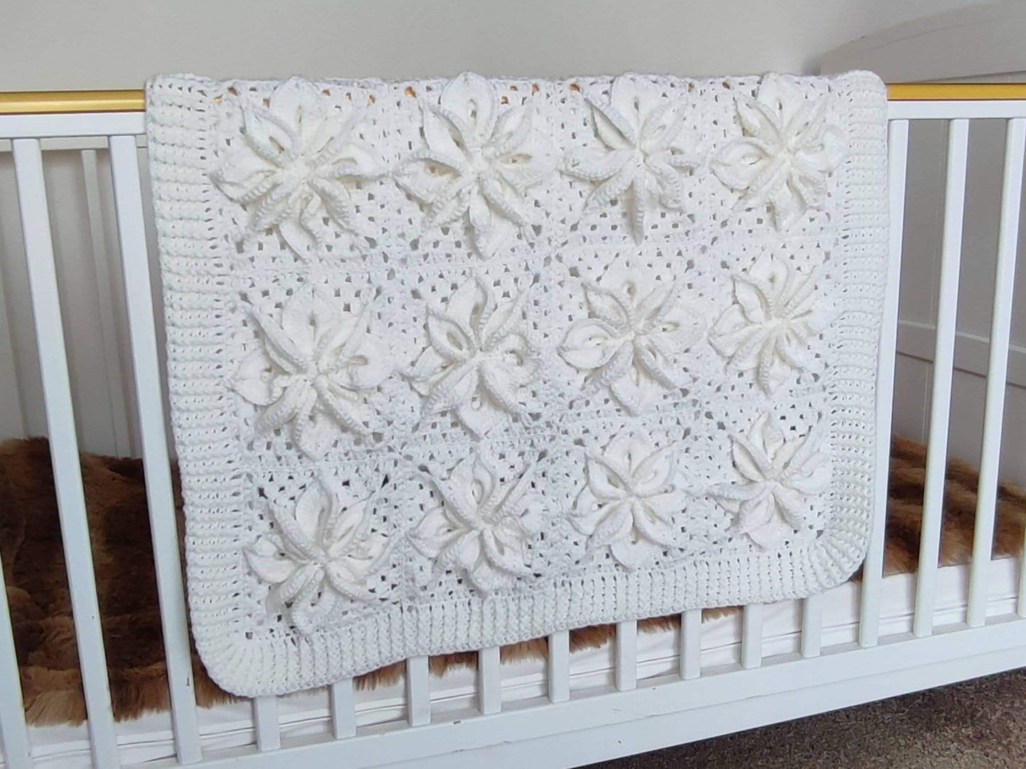 White Poinsettia Afghan Blanket Lapghan Crochet Pattern | Flower Blanket Baby Shower Gift Granny Square Blanket Baby Gift Birthday Present