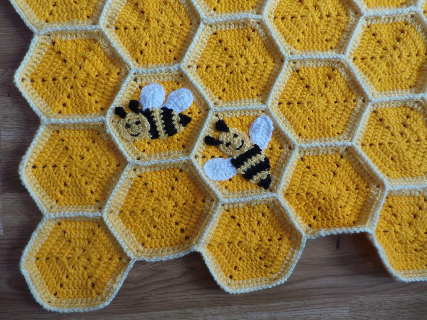 Bee Happy Honeycomb Baby Blanket Lapghan Crochet Pattern | Bumblebee Blanket Baby Shower Gift Bee Blanket Baby Gift Beekeeper Birthday Gift