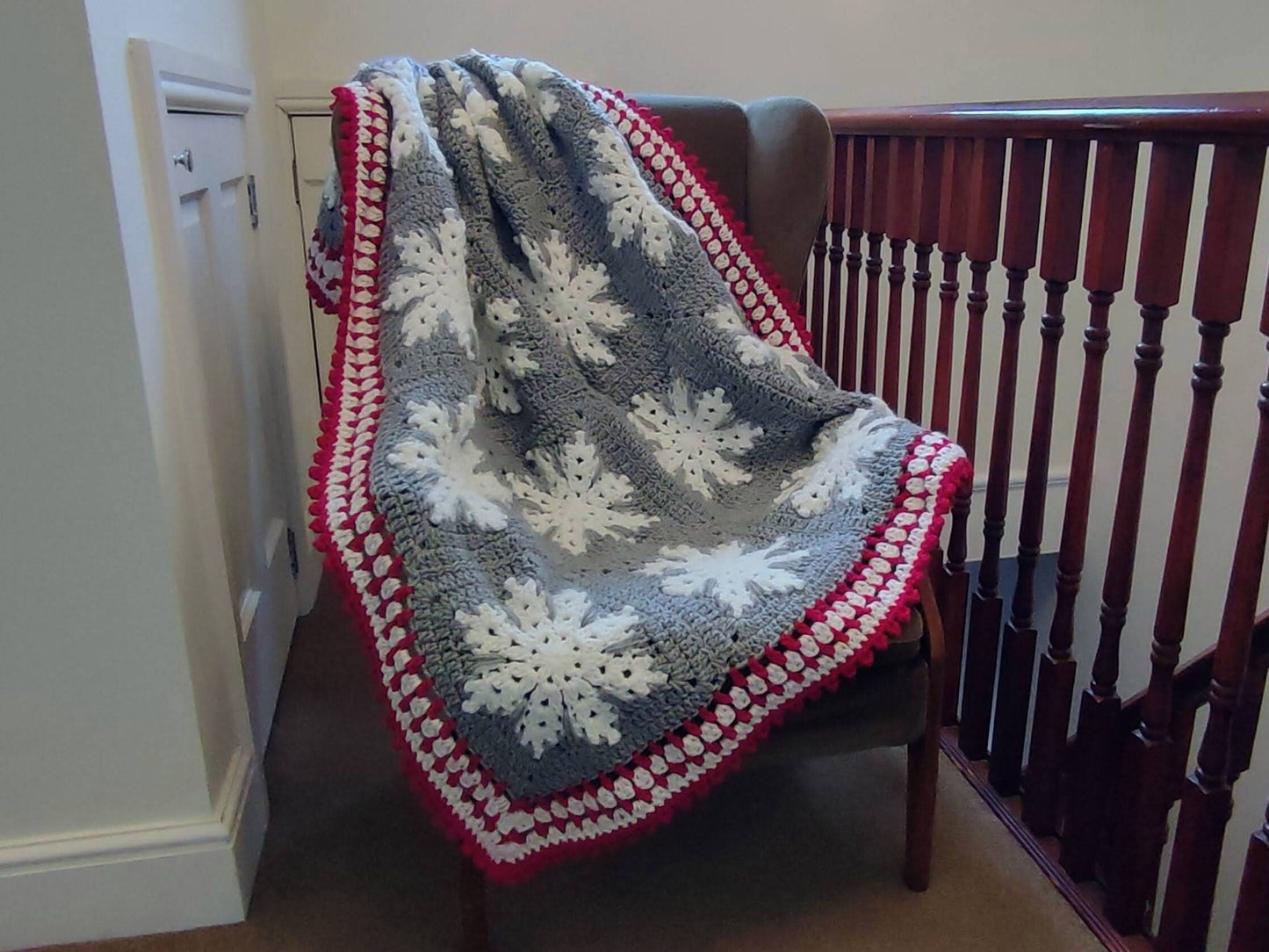 Winter Snowflake Afghan Blanket Lapghan Crochet Pattern | Snowflake Blanket Baby Shower Gift Granny Square Blanket Baby Gift Birthday Gift