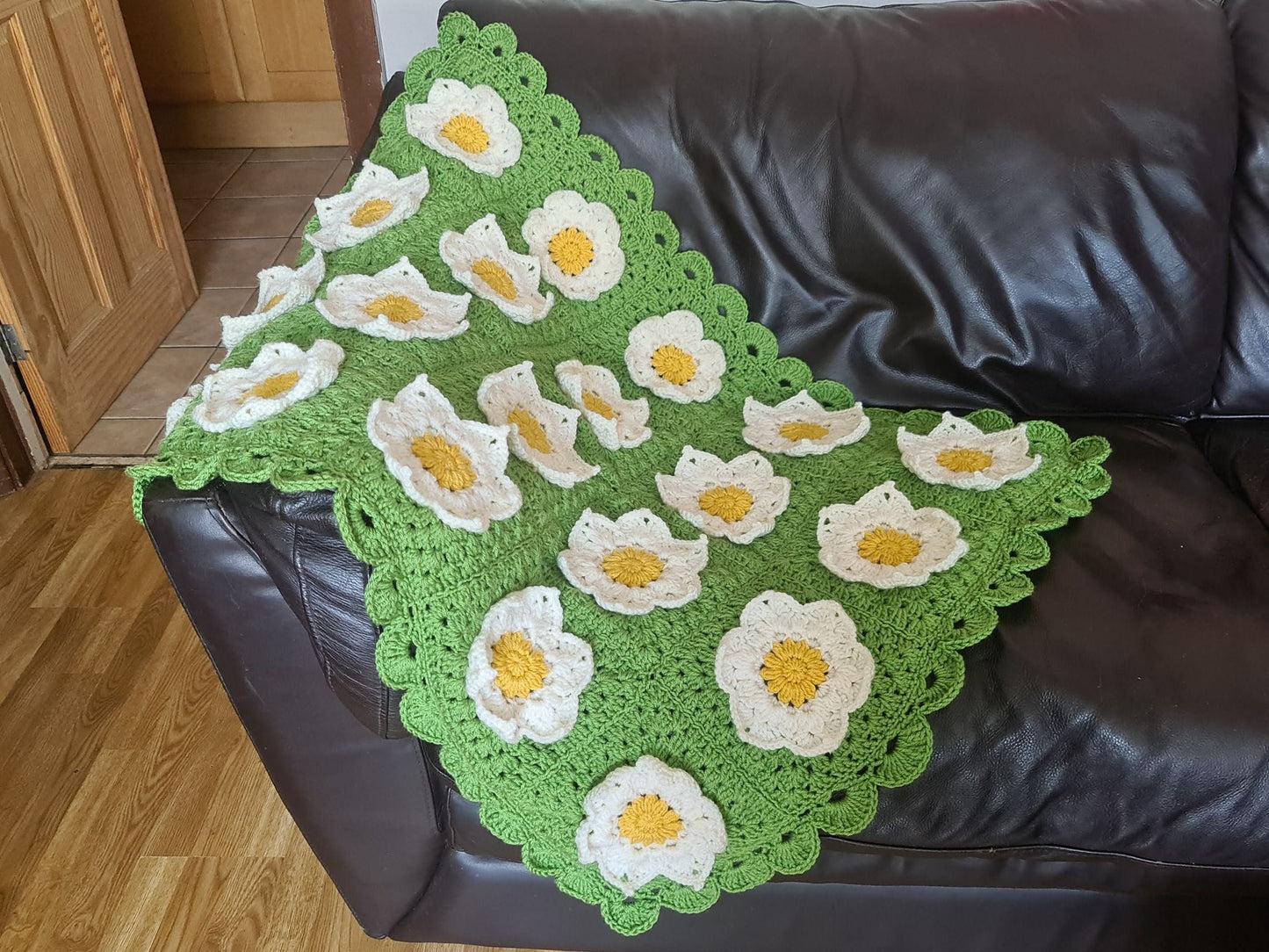 White Waterlily Baby Blanket Lapghan Crochet Pattern | Flower Blanket Baby Shower Gift Granny Square Blanket Baby Gift Christmas Birthday