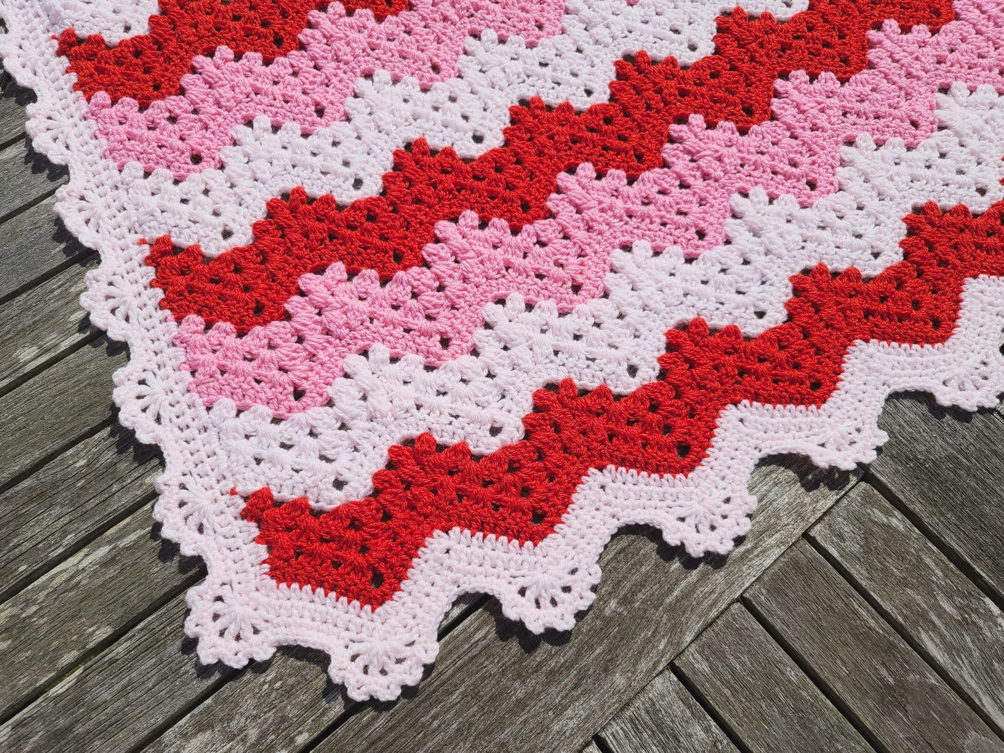 Strawberry Ripple Baby Blanket Lapghan Crochet Pattern | Chevron Blanket Baby Shower Gift Granny Wave Summer Blanket Baby Gift Birthday Gift