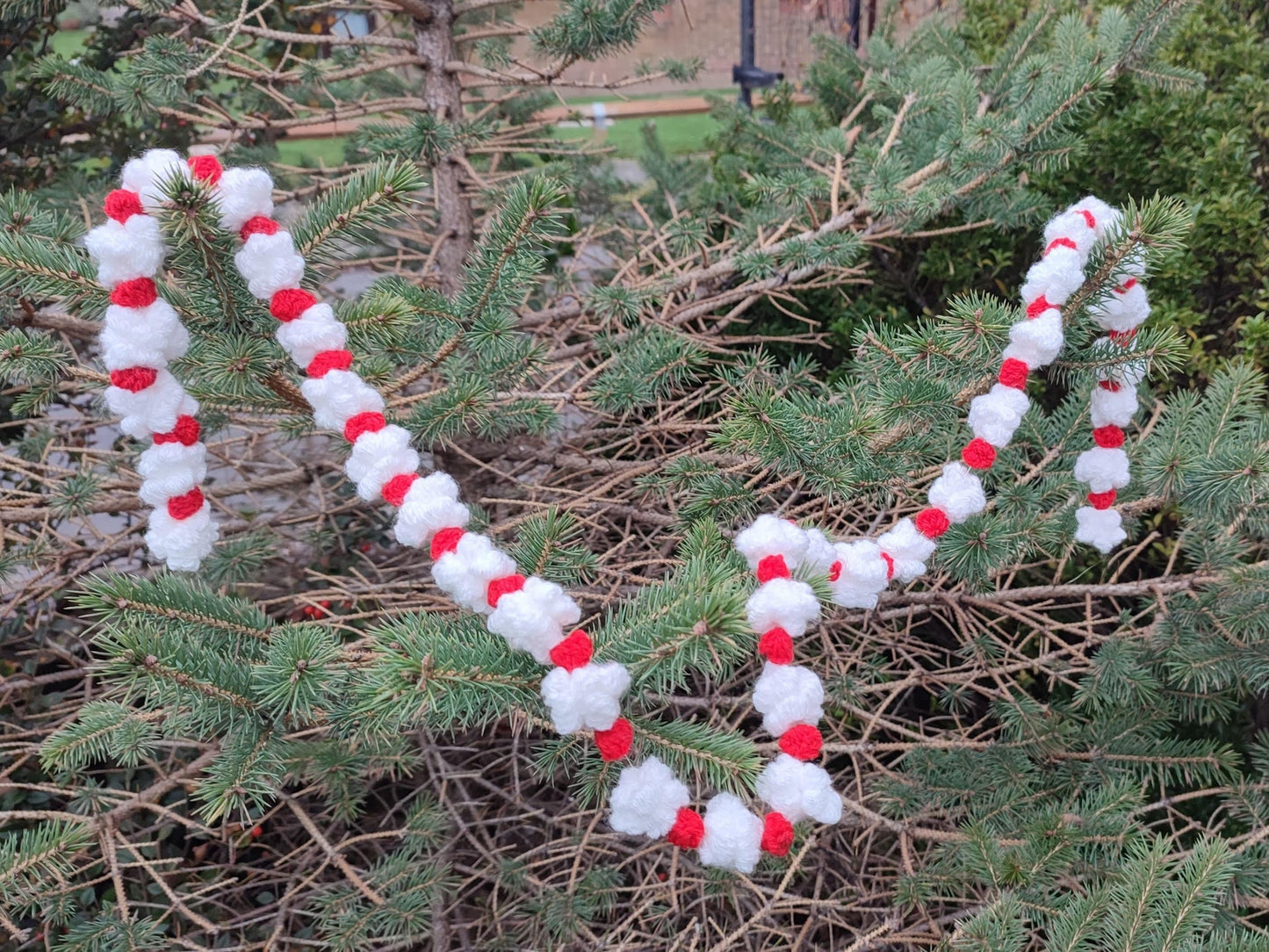 Christmas Berry & Popcorn Garland Crochet Pattern | DIY Christmas Tree Crochet Popcorn Garland Amigurumi Berry Popcorn String Christmas Gift