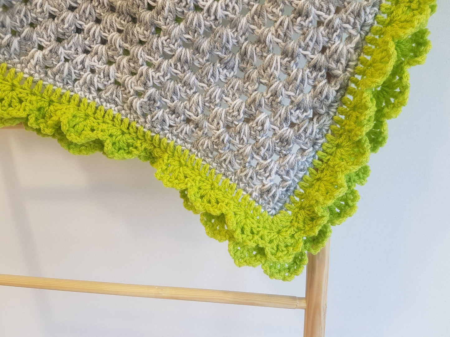 Spring Vibes Baby Blanket Lapghan Crochet Pattern | Scallops Blanket Baby Shower Gift Simple Easy Blanket Baby Gift Boy Christmas Birthday