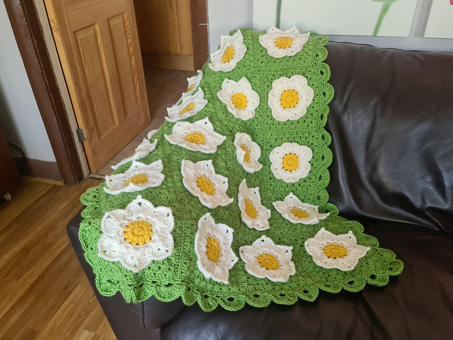 White Waterlily Baby Blanket Lapghan Crochet Pattern | Flower Blanket Baby Shower Gift Granny Square Blanket Baby Gift Christmas Birthday