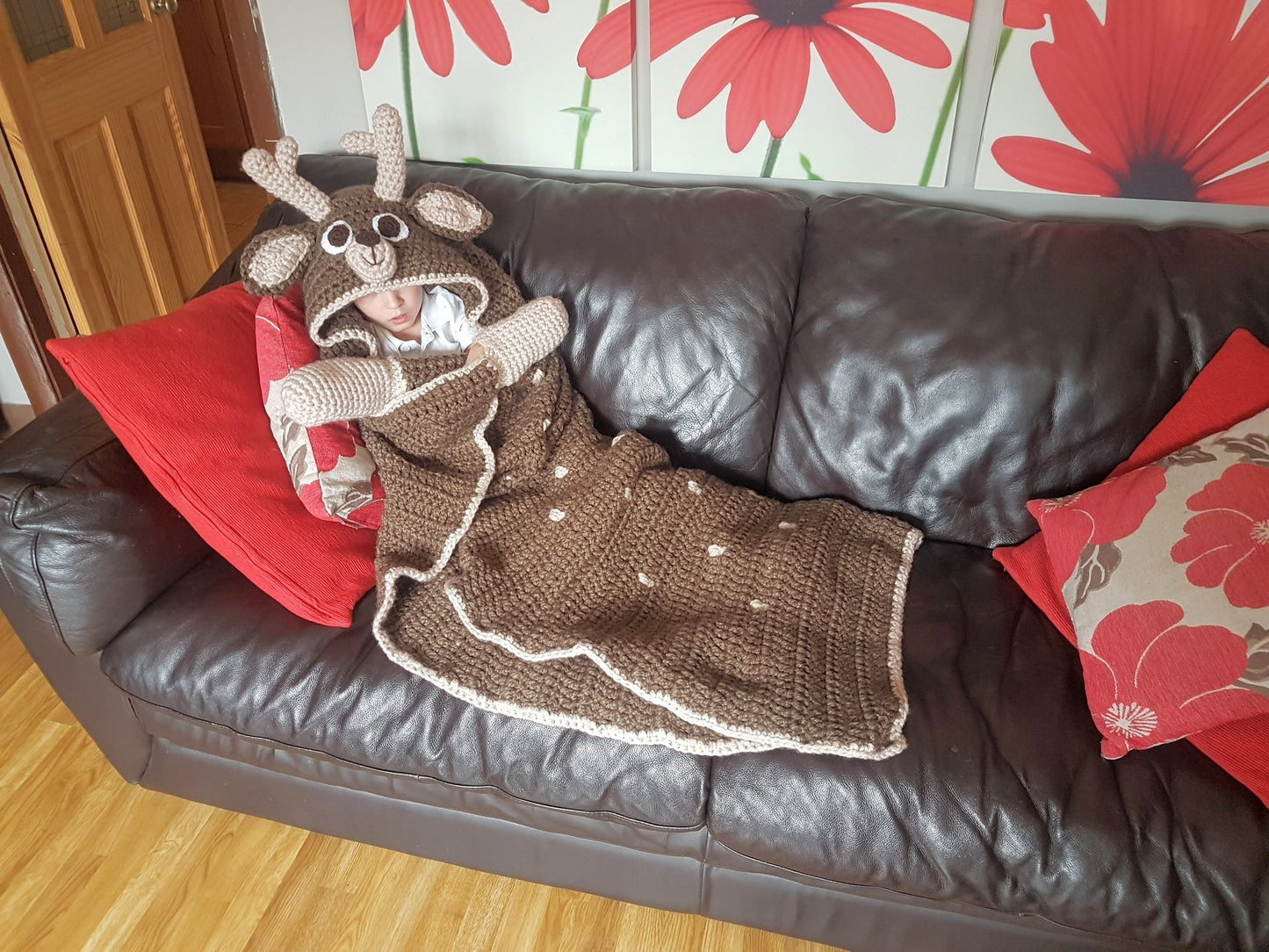 2in1 Woodland Deer Hooded Blanket Crochet Pattern | Adult & Child Sizes | Super Chunky Blanket | Animal Fawn Deer Crocheting Blanket Gift