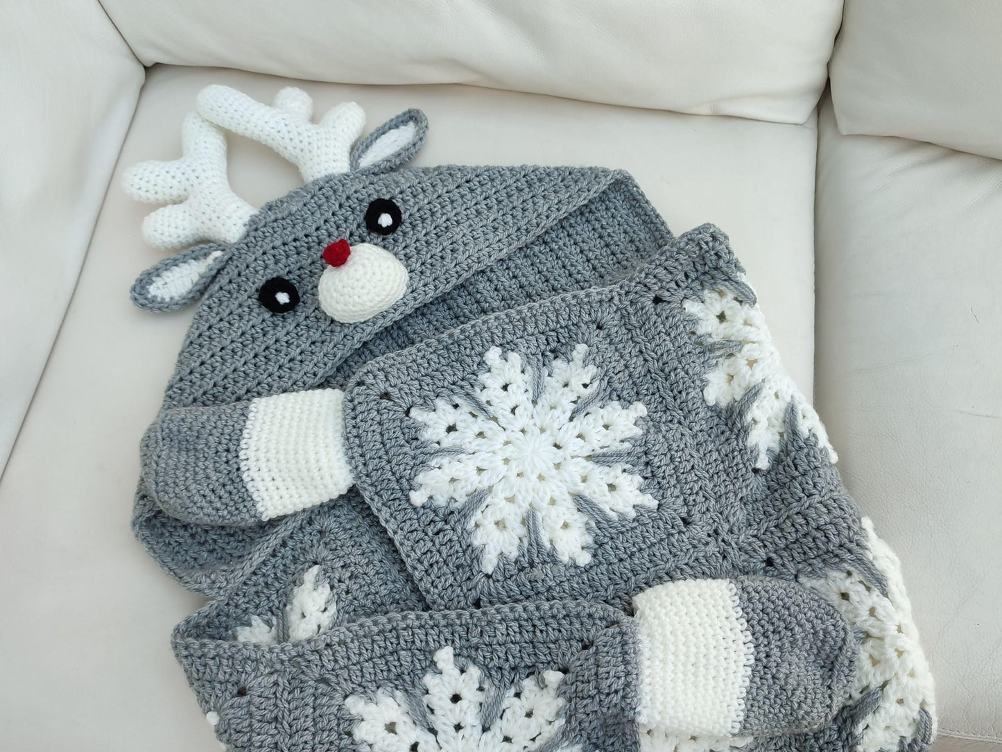 2in1 Hooded Reindeer Blanket Crochet Pattern | Kids Adults Christmas Reindeer Afghan | Wearable Blanket Hoodie Birthday Gift Blanket Throw