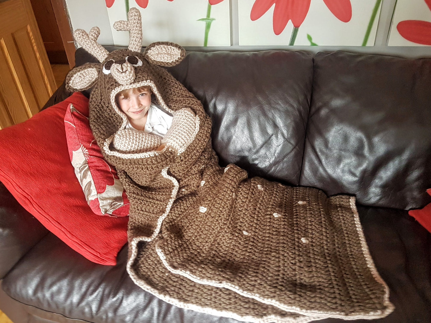 2in1 Woodland Deer Hooded Blanket Crochet Pattern | Adult & Child Sizes | Super Chunky Blanket | Animal Fawn Deer Crocheting Blanket Gift
