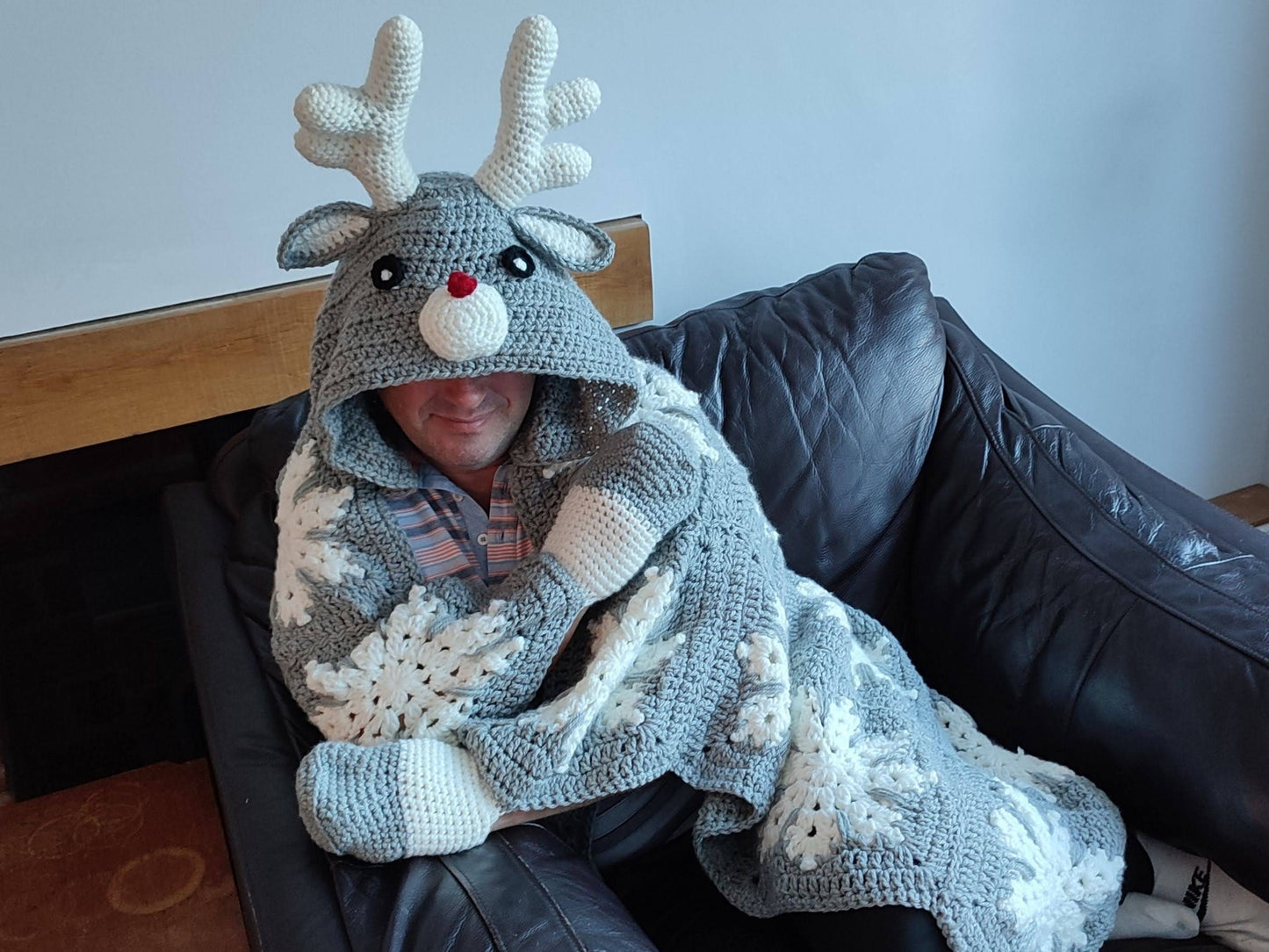 2in1 Hooded Reindeer Blanket Crochet Pattern | Kids Adults Christmas Reindeer Afghan | Wearable Blanket Hoodie Birthday Gift Blanket Throw